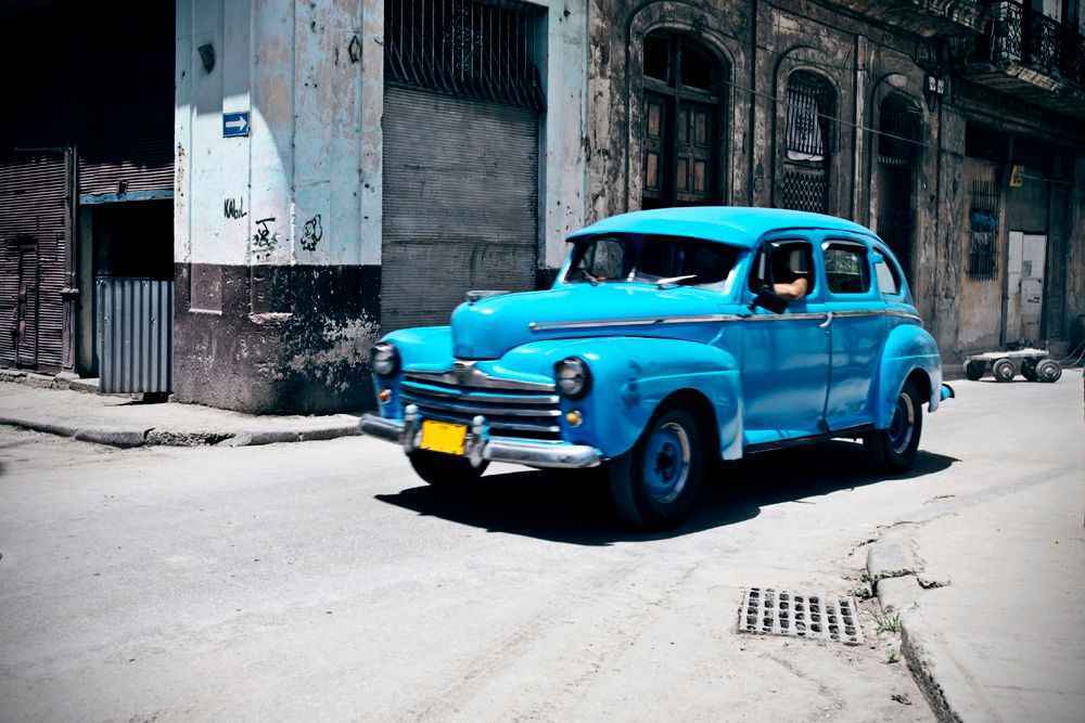 cuba-old-car