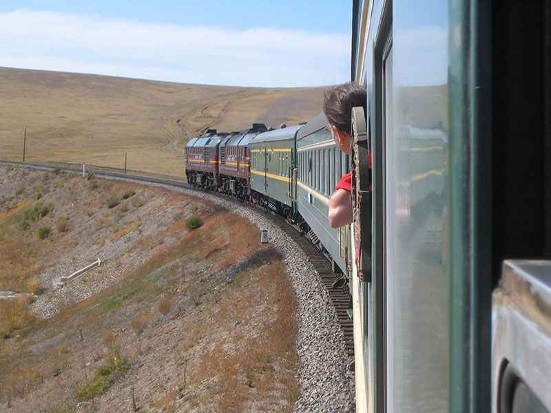 mongolia-train