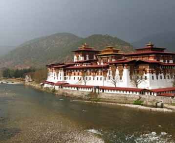 punakha-monastery-bhutan