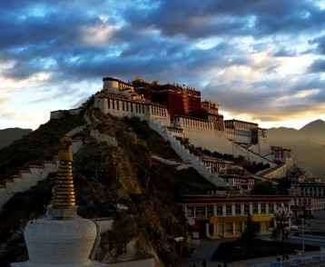 the-potala-palace-lhasa