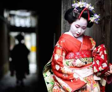 Young maiko in Kyoto