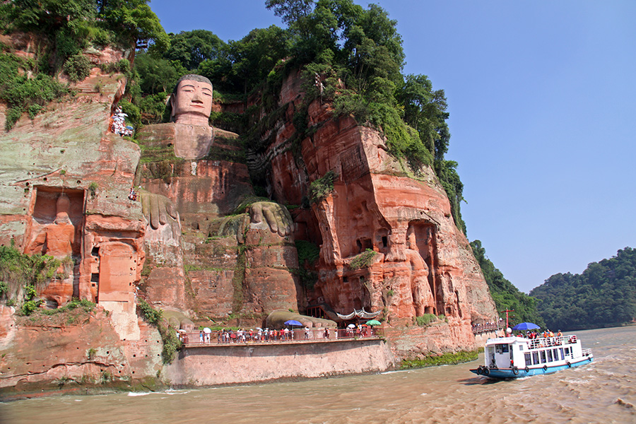 One of the world's largest budga statue in Leshan, Sichuan, China (it is carved out of mountain and 71 meter tall)